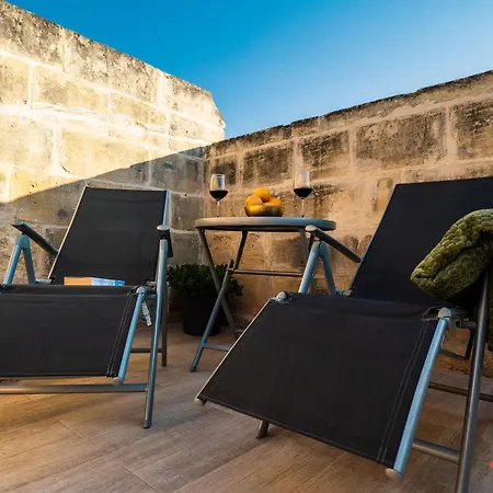 Ivory Rooftop Terrace In Valletta * Il-Furjana