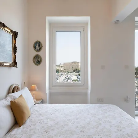 Ivory Rooftop Terrace In Valletta * Il-Furjana
