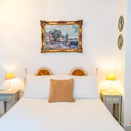Ivory Rooftop Terrace In Valletta Appartement